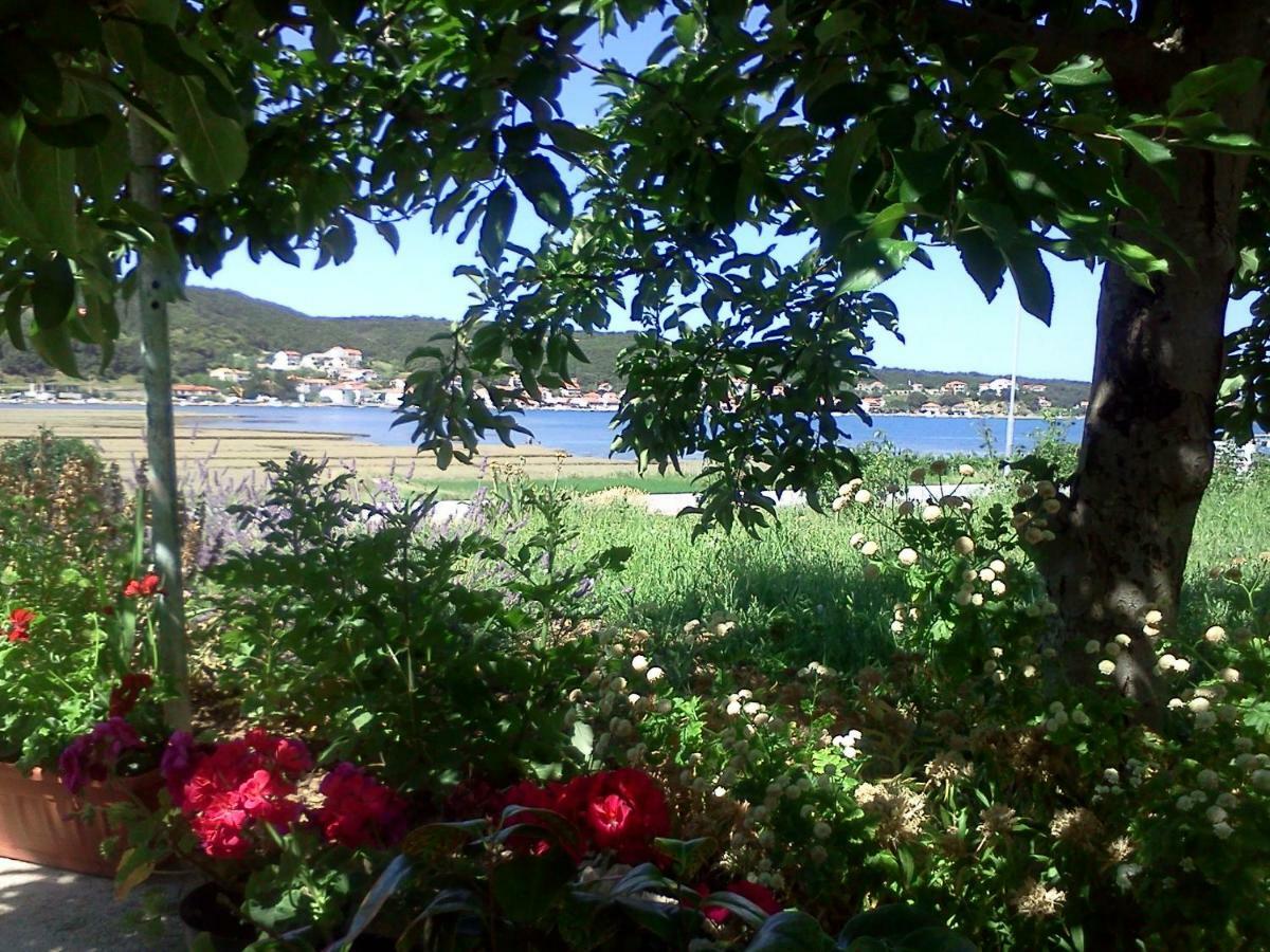 Rooms Viskic Rab Town Esterno foto